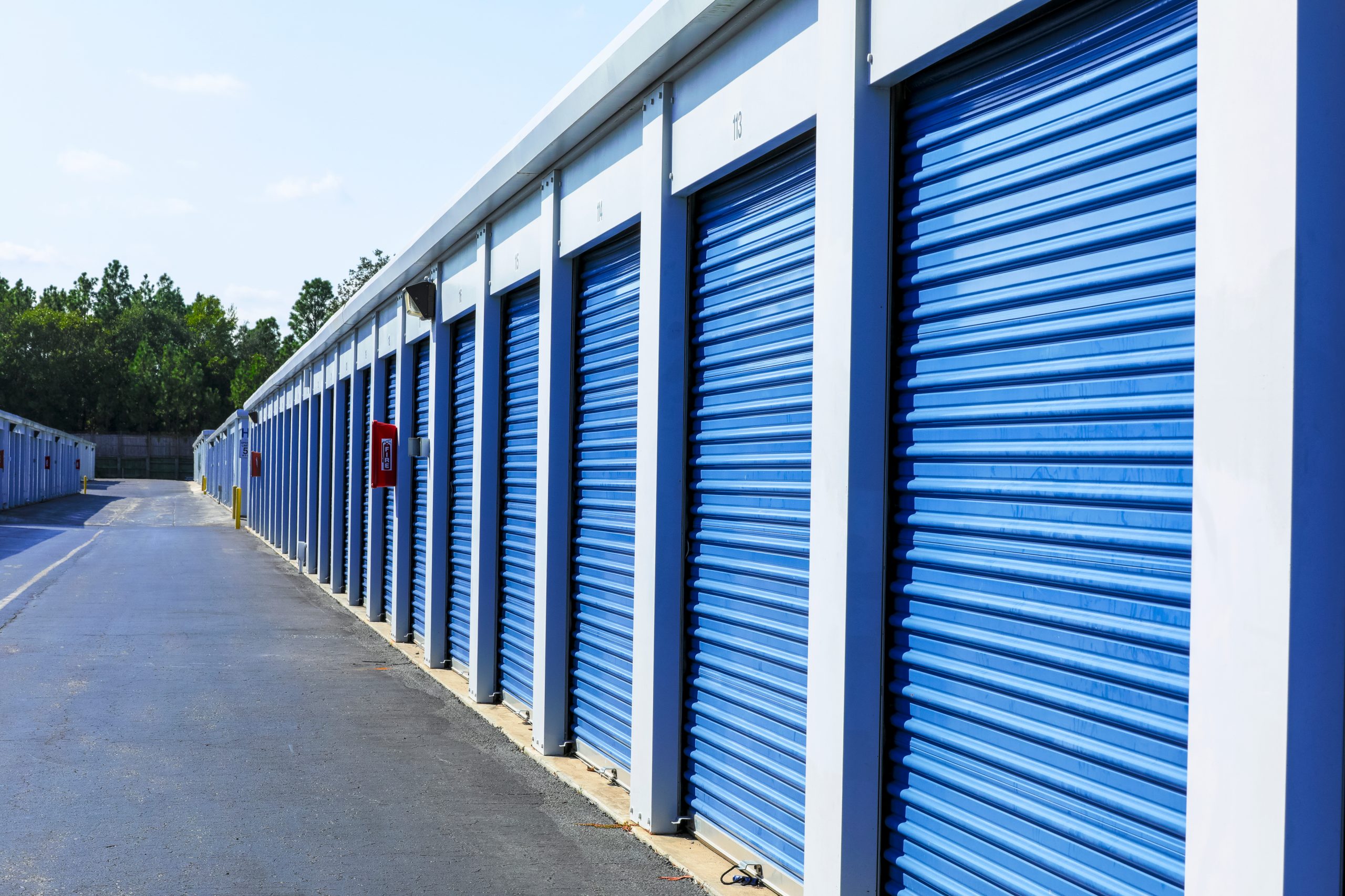 Self-Storage business 03-1000